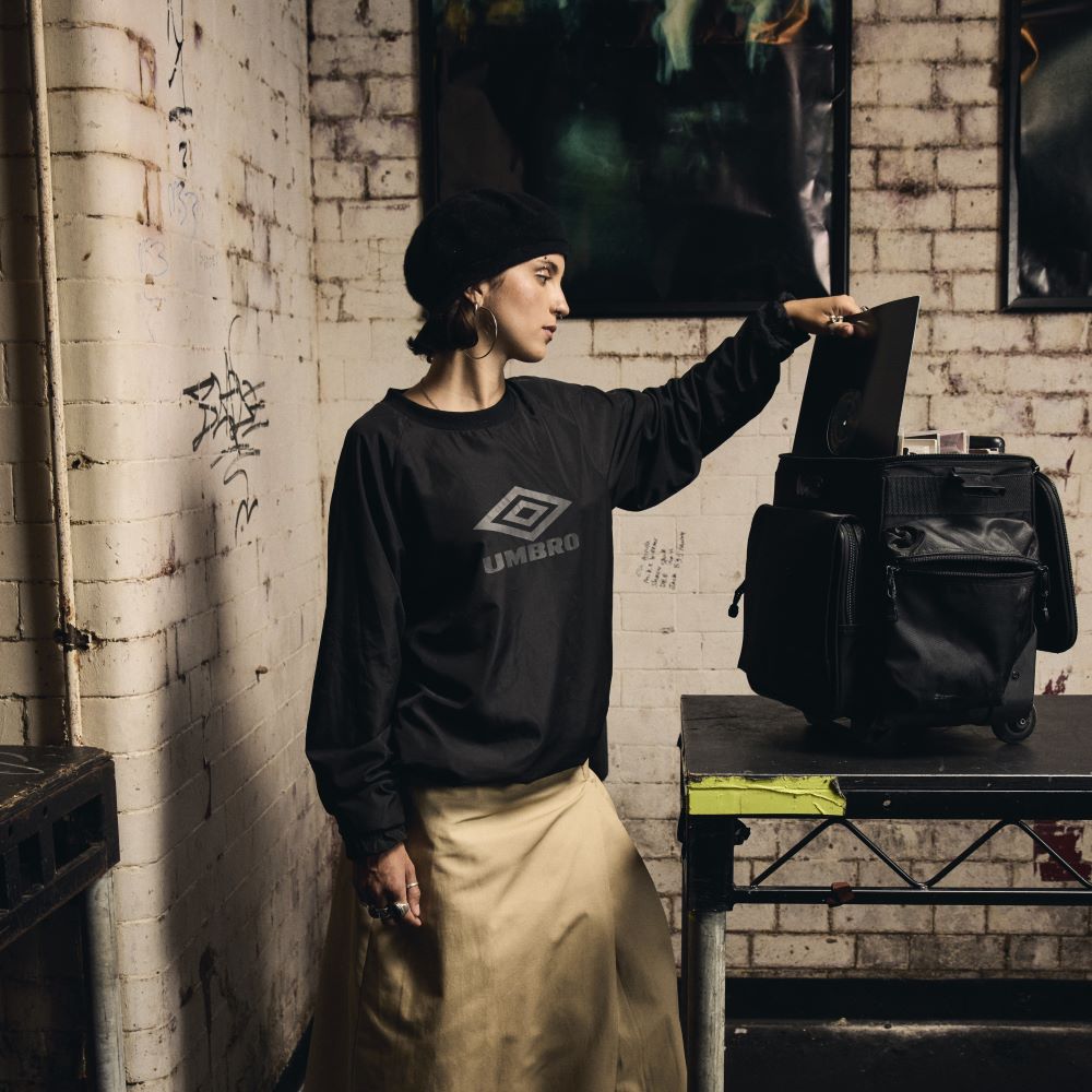 Umbro Reversible Crew Top